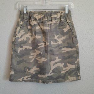 Boston Proper Urban Preppy Camouflage Twill Skort Size 0